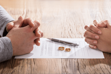 Selling the house during a divorce